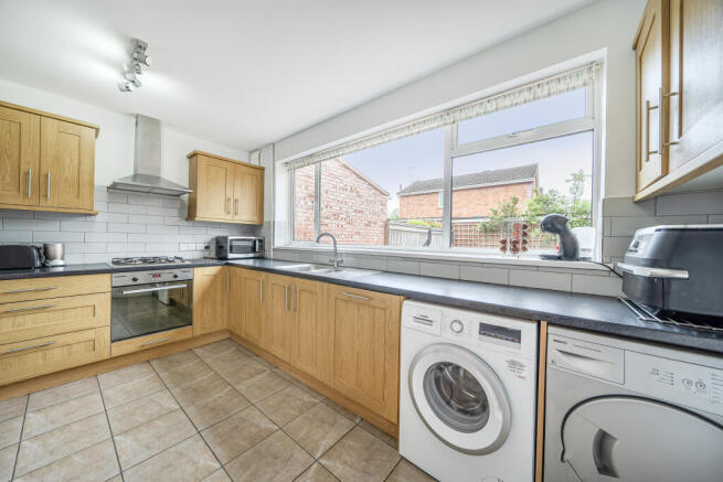 Kitchen / Breakfast Room