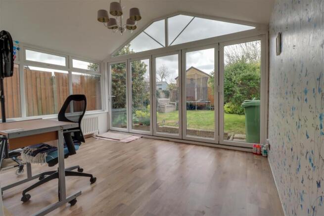 58 RODING WAY-13.jpg