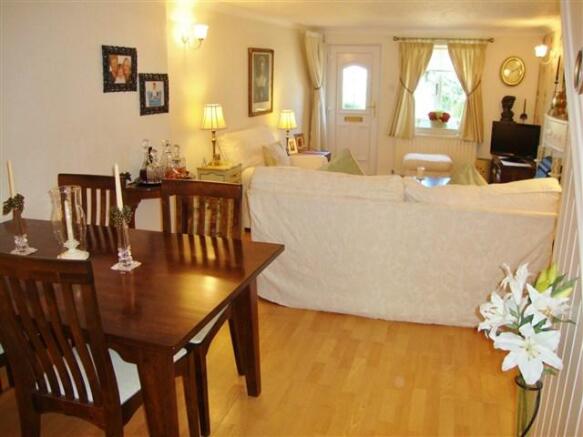 Lounge/Diner.