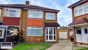 8, Bromleigh Close, Cheshunt EN8 0RN