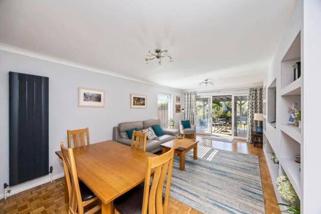 Mulberry Close 6 THROUGH LOUNGE DINER.jpeg