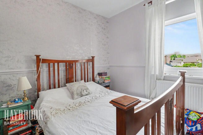 3 bed Semi-Detached for sale Image 11