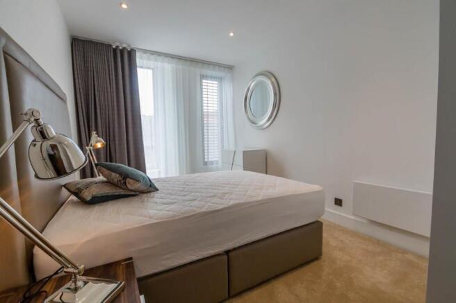 2 bed Apartment to rent Image 8
