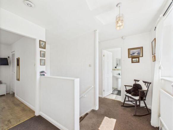 3 bed Detached for sale Image 8