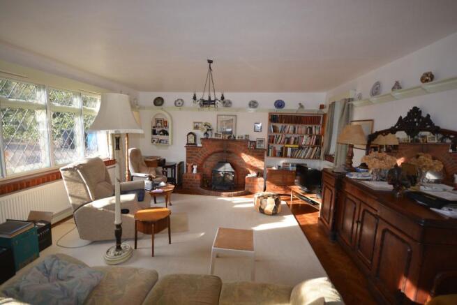 SITTING ROOM