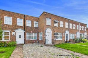 70, Shaftesbury Crescent, Staines-upon-thames TW18 1QW