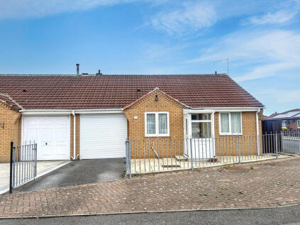 Beadnell Gardens, Shiremoor, Newcastle upon Tyne, Tyne and Wear, NE27 0HA