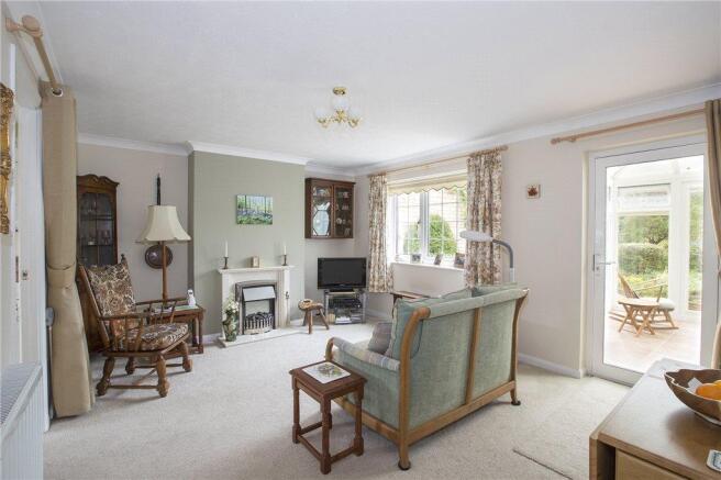 Sitting/Dining Room