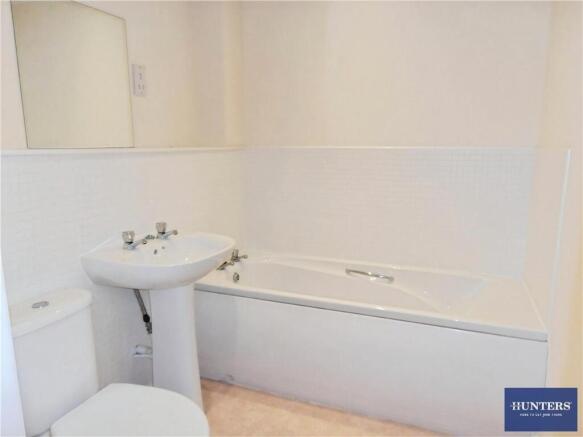 2 bed Apartment for sale Image 5