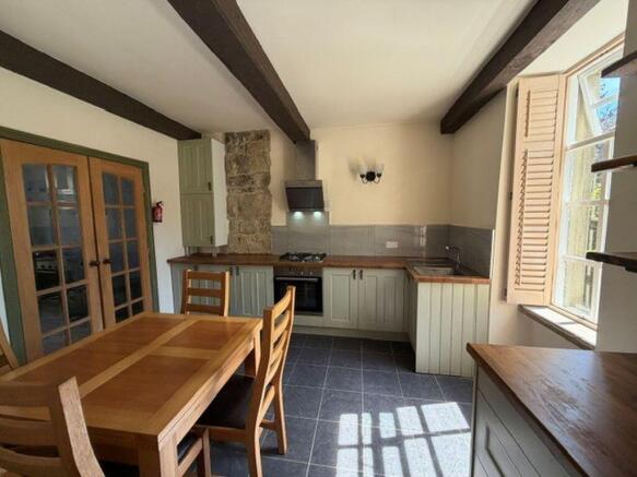 2 bed Flat for sale Image 8