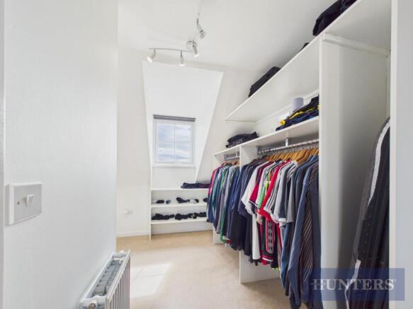 3 bed Semi-Detached for sale Image 9