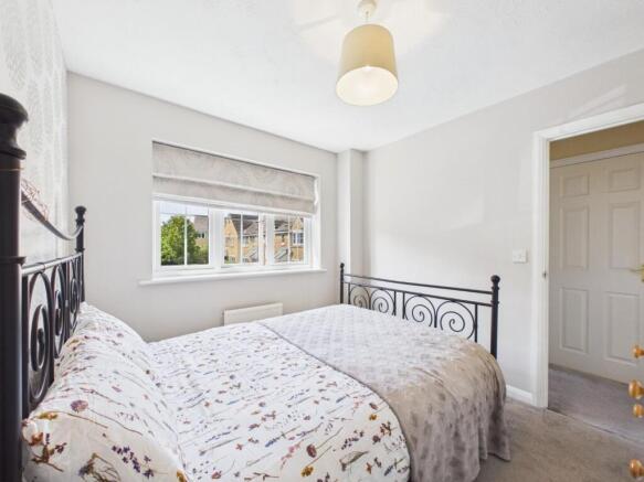 3 bed Town House for sale Image 10