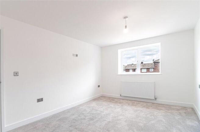 3 bed Terraced for sale Image 10