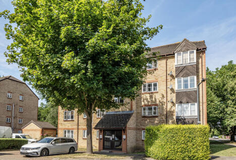 Kingfisher Way, London, NW10
