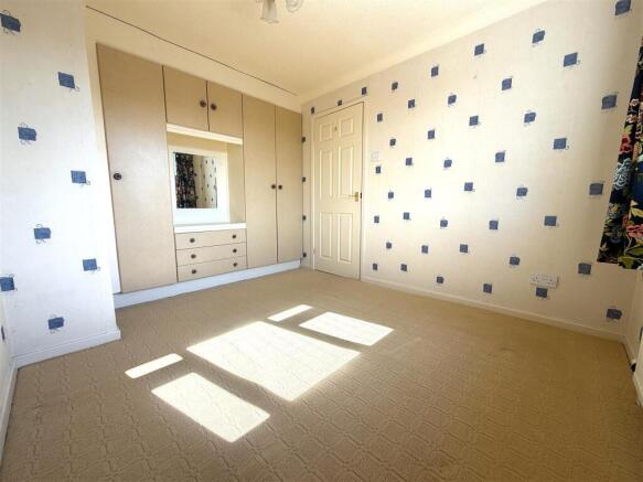 3 bed Semi-Detached for sale Image 10