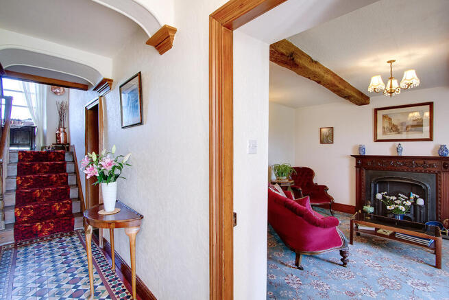 4 bed House for sale Image 6