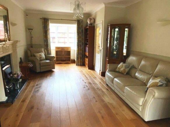 SITTING ROOM