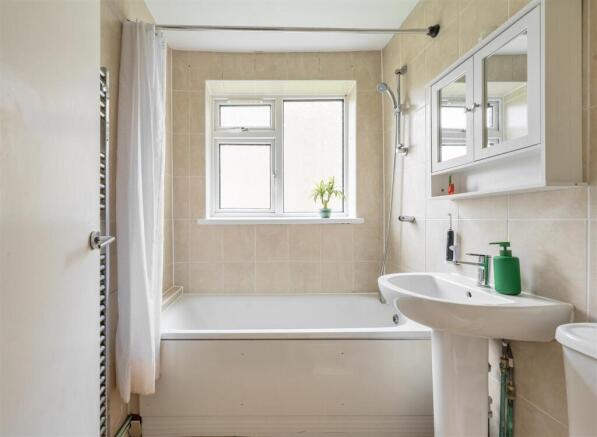 Briarview Court E4