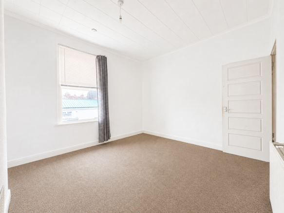 2 bed Terraced for sale Image 9