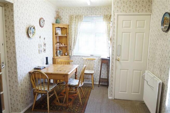 Breakfasting Kitchen