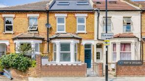 Flat 1, 140, Felix Road, London W13 0NU