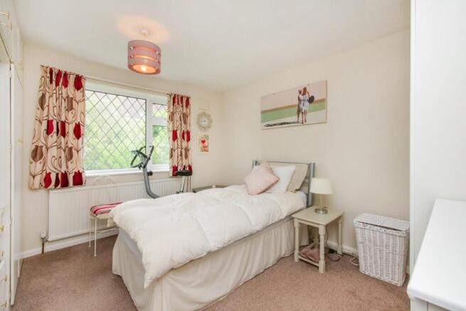 3 bed Semi-Detached for sale Image 10