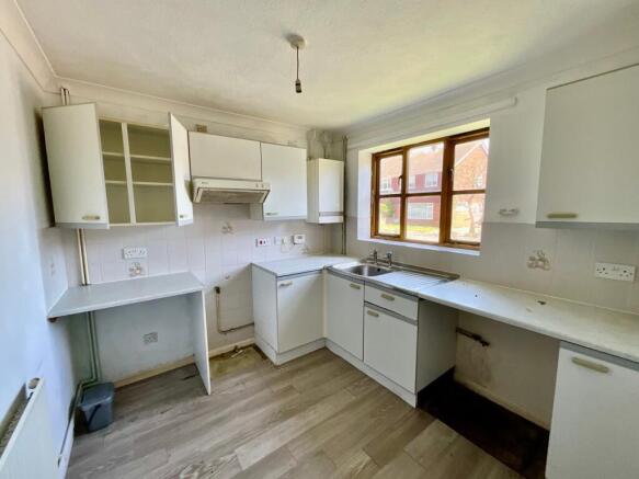 Long Avenue, Bexhill-on-Sea, TN40 photo 4