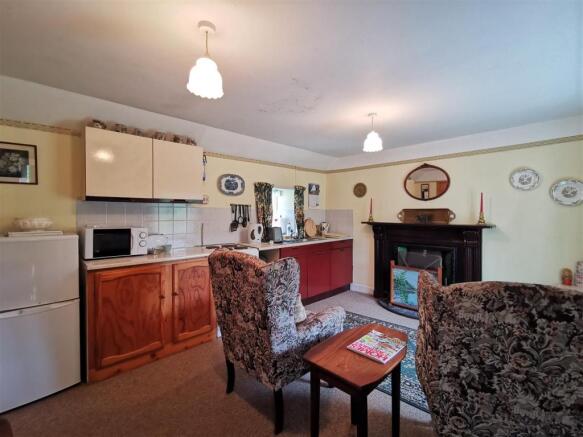 Living/Kitchen