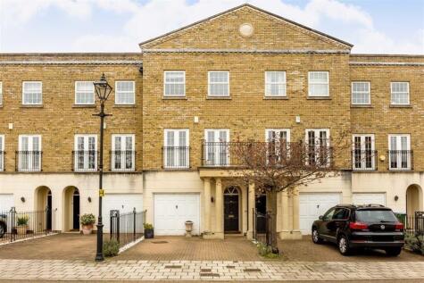 Chadwick Place, Long Ditton, Surbiton