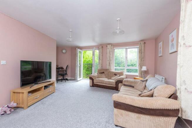 Living/Dining Room