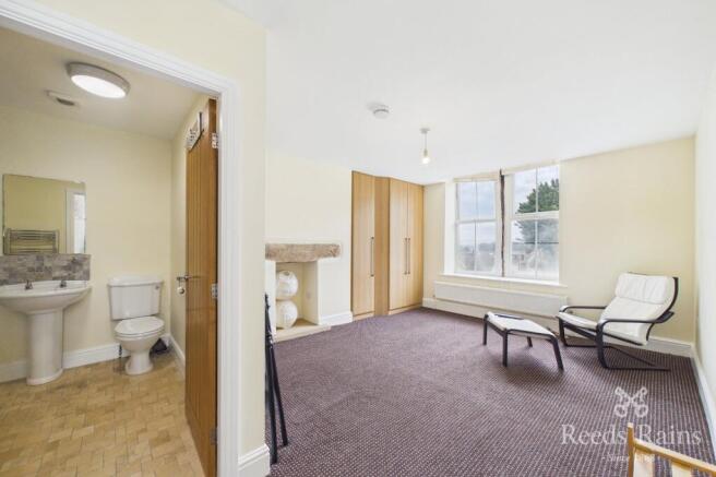 2 bed Apartment to rent Image 8