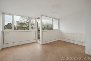43, Rowstock Gardens, London N7 0BH