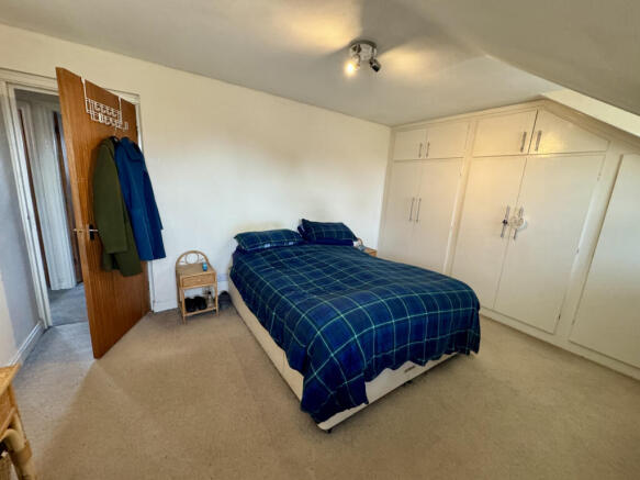 2 bed Flat for sale Image 8