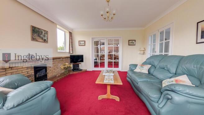 4 bed House for sale Image 9