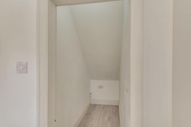 3 bed Semi-Detached for sale Image 5