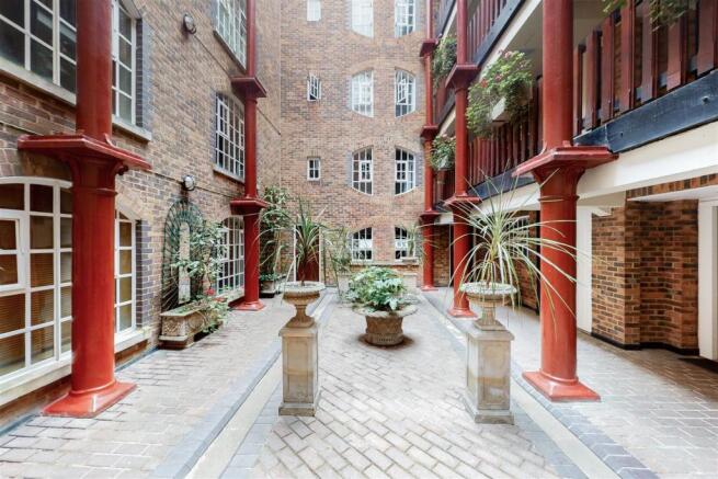 St Thomas' Wharf
