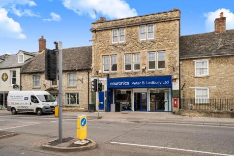 High Street, Witney, OX28