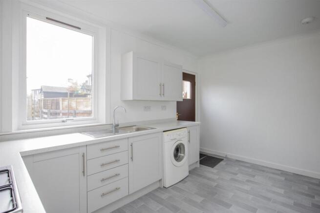 1-croft-road-kitchen2.jpg