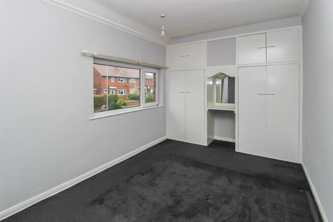 2 bed House for sale Image 5