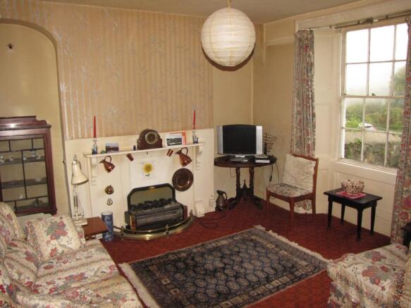 SITTING ROOM