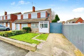 48, Bignal Drive, Leicester LE3 3QE