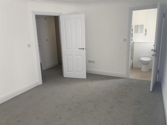 Bedroom2.jpeg