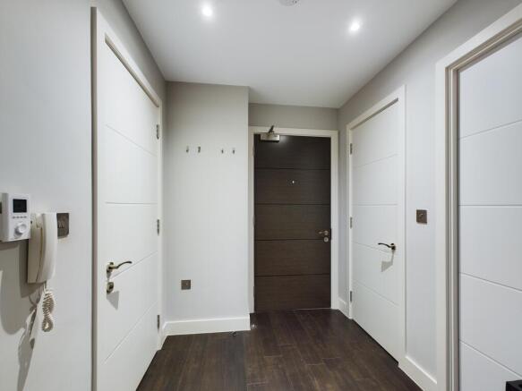 1 bed Apartment to rent Image 9