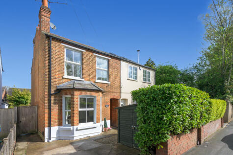 Cores End Road, Bourne End, SL8