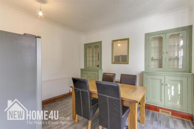 Dining Room:
