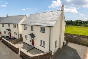 9, Cleave Close, Okehampton EX20 3FG