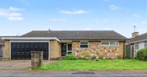 8, Fir Tree Close, Wigston LE18 1JD