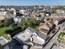 Trotwood, Church Road, Broadstairs CT10 1EZ