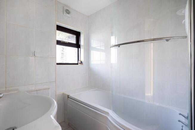 2 bed Flat to rent Image 8