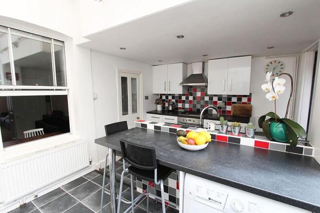 Kitchen/Breakfast Room